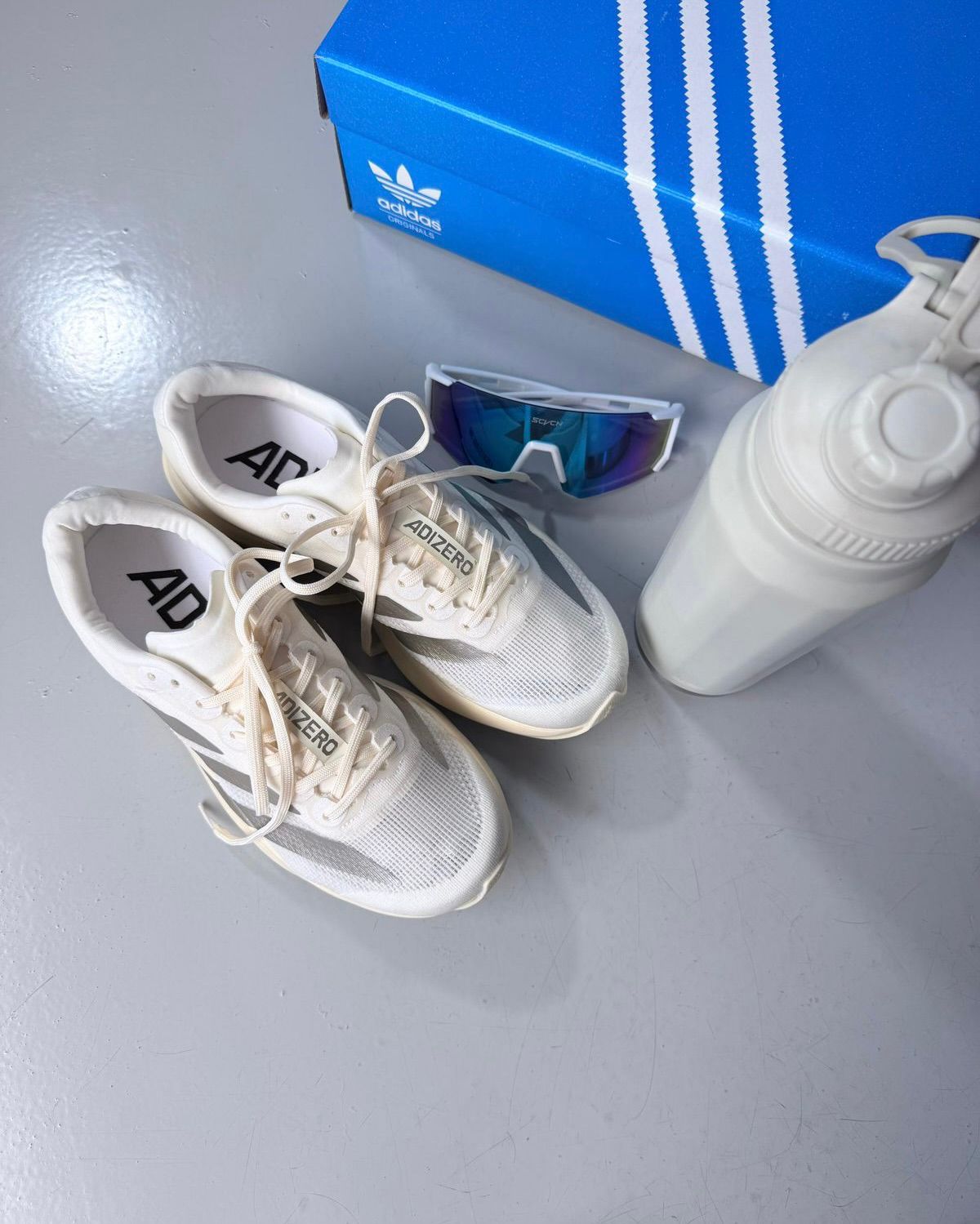 Adizero Evo SL Off prata